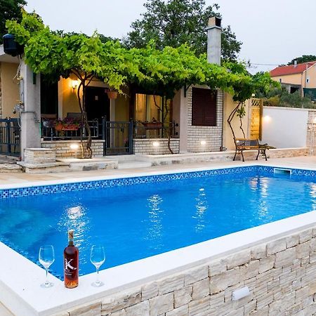 Country House Korlat Benkovac Esterno foto