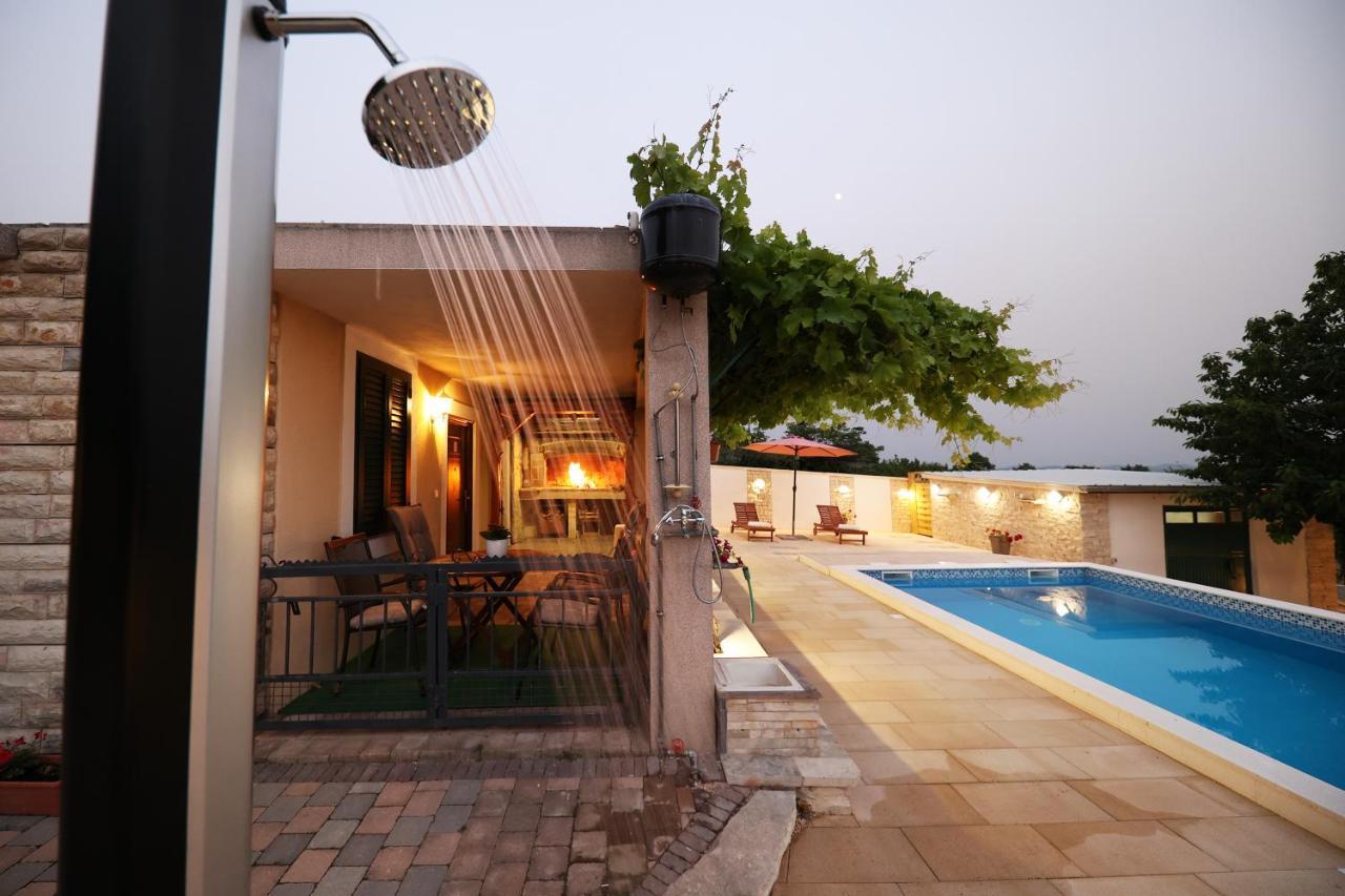 Country House Korlat Benkovac Esterno foto