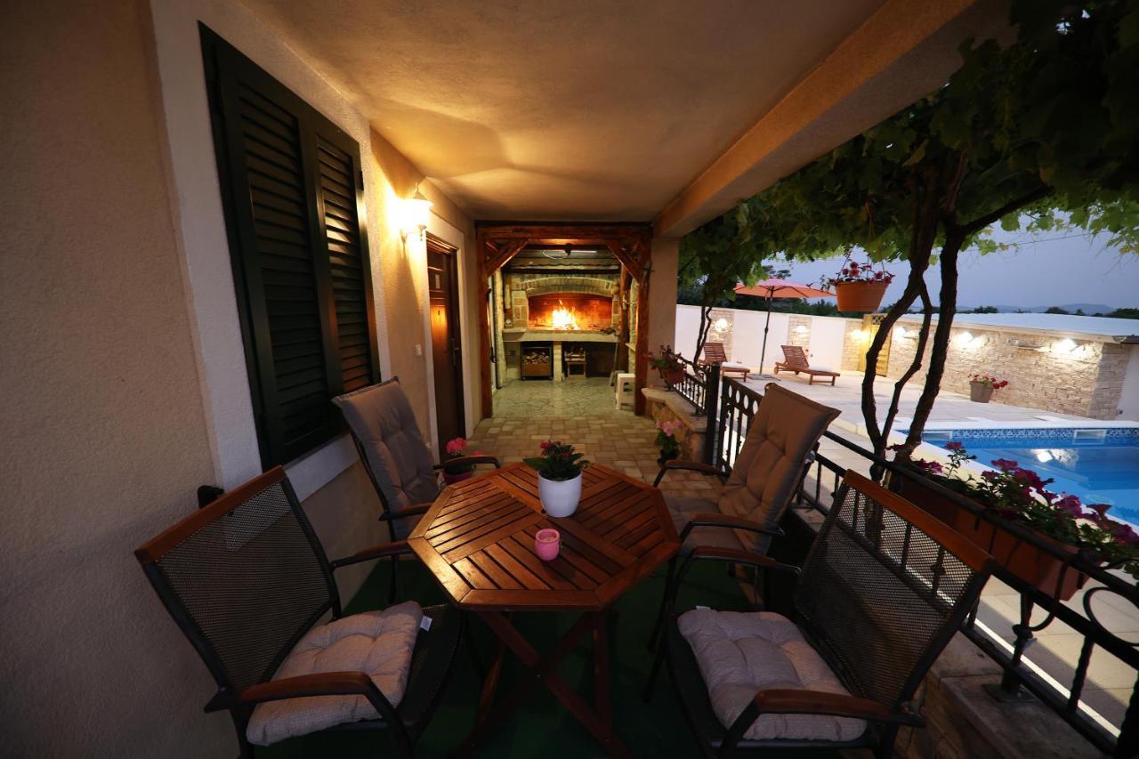 Country House Korlat Benkovac Esterno foto